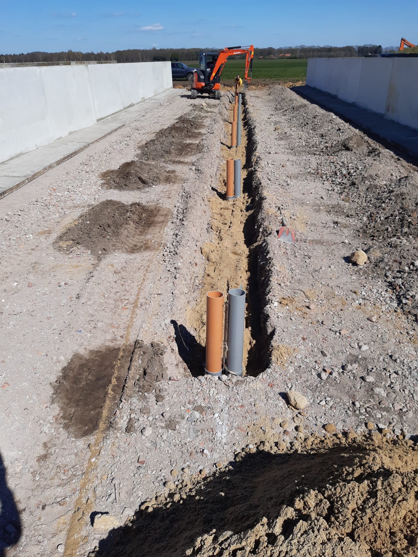 Gescheiden afvoer in sleufsilo